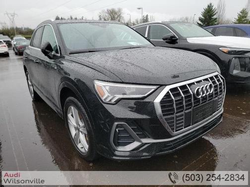2024 Audi Q3 45 S line Premium Plus