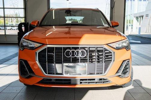 2022 Audi Q3 45 S line Premium
