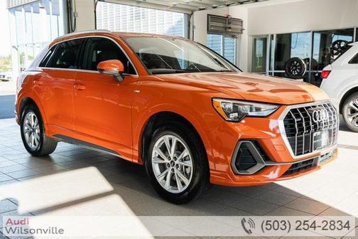 2022 Audi Q3 45 S line Premium