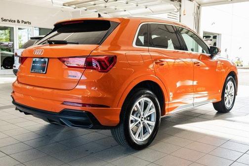 2022 Audi Q3 45 S line Premium