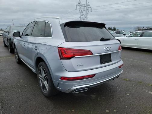 2024 Audi Q5 e 55 S line Premium Plus
