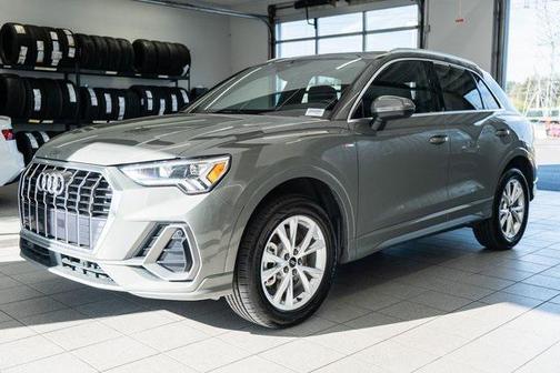2023 Audi Q3 S line Premium