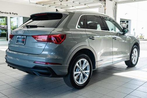 2023 Audi Q3 S line Premium