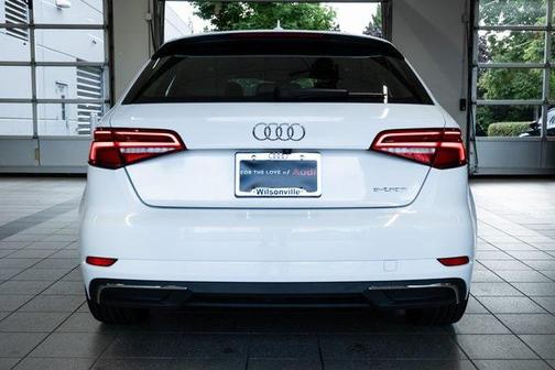 2018 Audi A3 e-tron 1.4T Premium