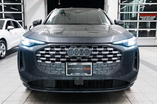 2025 Audi Q5 Prestige TFSI quattro S tronic