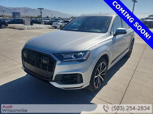 2023 Audi Q7 55 Premium Plus