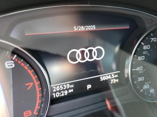 2022 Audi Q5 45 S line Premium