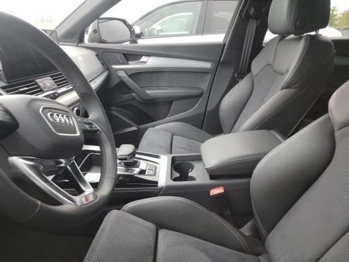 2024 Audi Q5 e 55 S line Premium Plus