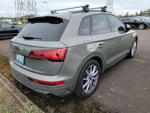 2024 Audi Q5 e 55 S line Premium Plus