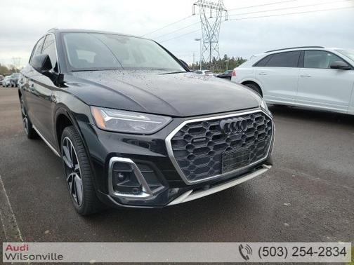 2022 Audi Q5 45 S line Premium Plus