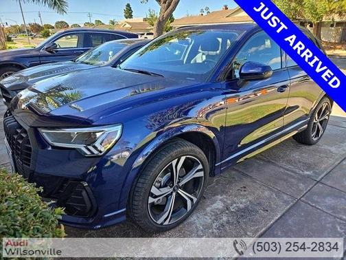 2023 Audi Q3 45 S line Premium Plus