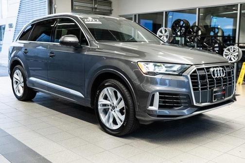2022 Audi Q7 55 Premium Plus