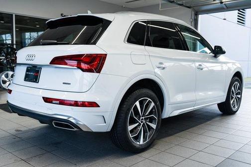 2023 Audi Q5 45 S line Premium Plus
