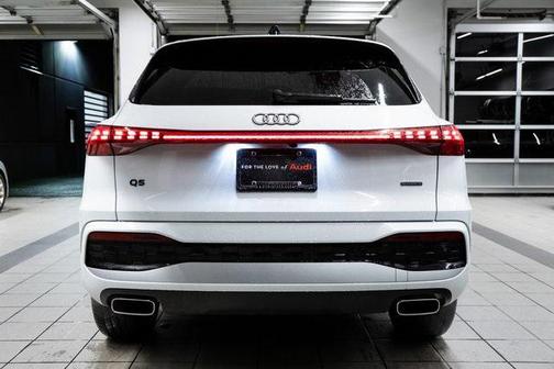 2025 Audi Q5 Premium