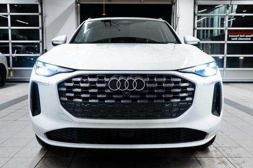 2025 Audi Q5 Premium