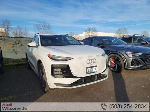 2025 Audi Q6 e-tron Premium Plus quattro