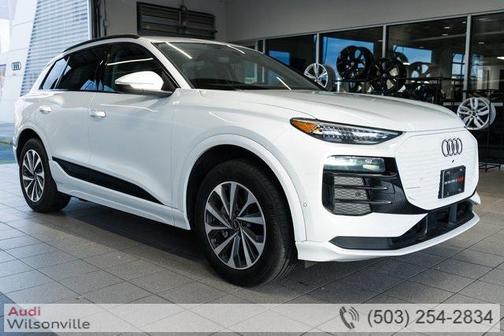 2025 Audi Q6 e-tron Premium Plus quattro