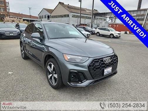 2022 Audi Q5 45 S line Premium Plus