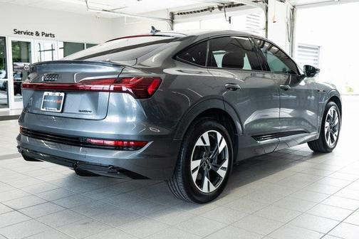 2023 Audi e-tron Sportback S line Premium