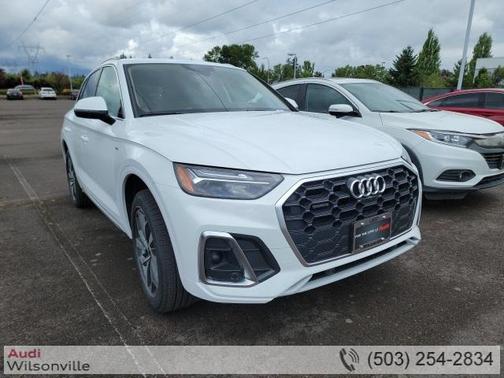 2024 Audi Q5 45 S line Premium Plus