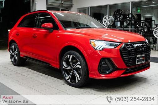 2024 Audi Q3 45 S line Premium Plus