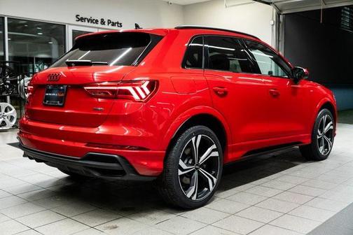 2024 Audi Q3 45 S line Premium Plus