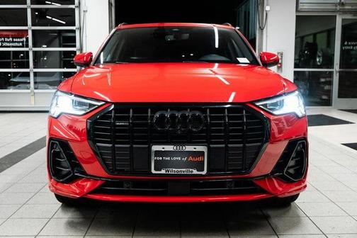 2024 Audi Q3 45 S line Premium Plus