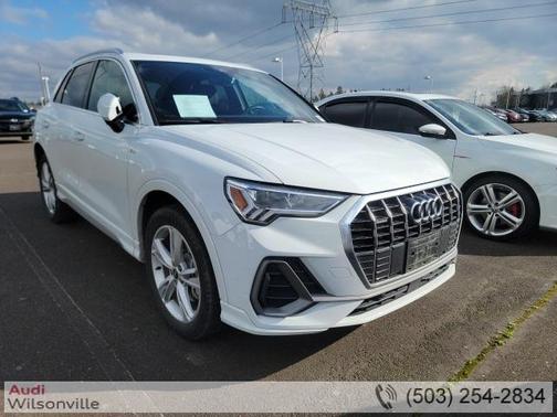 2023 Audi Q3 45 S line Premium Plus