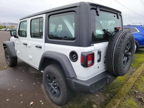 2024 Jeep Wrangler Sport