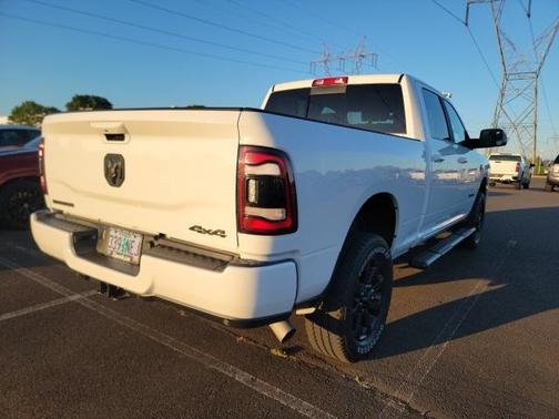 2022 RAM 2500 Big Horn Crew Cab 4x4 6'4' Box