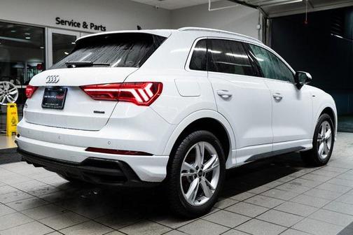 2024 Audi Q3 45 S line Premium Plus