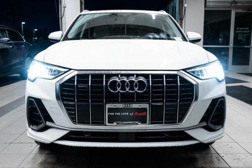 2024 Audi Q3 45 S line Premium Plus