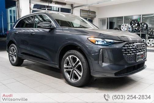 2025 Audi Q5 Premium