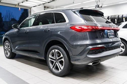 2025 Audi Q5 Premium