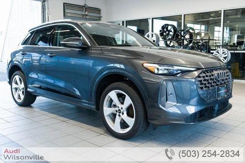 2025 Audi Q5 Premium Plus