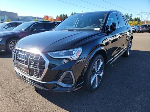 2021 Audi Q3 45 S line Premium Plus