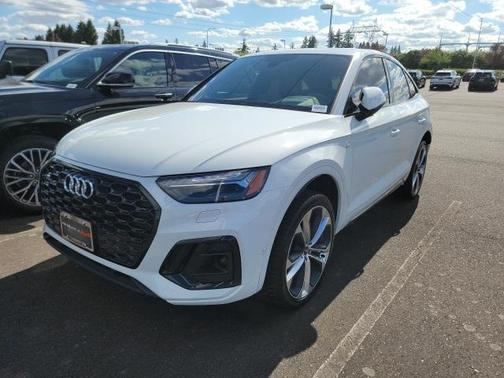 2023 Audi Q5 45 S line Prestige
