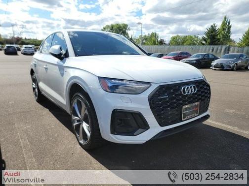 2023 Audi Q5 45 S line Prestige