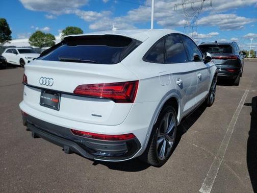 2023 Audi Q5 45 S line Prestige