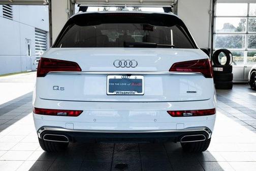 2022 Audi Q5 45 S line Premium Plus