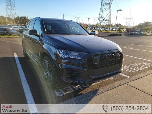 2023 Audi Q7 55 Premium Plus