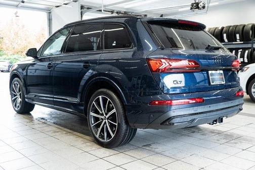 2023 Audi Q7 55 Premium Plus