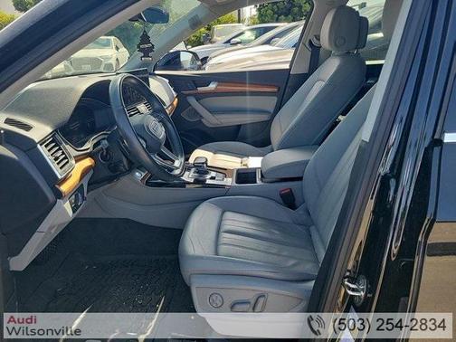 2022 Audi Q5 45 S line Premium Plus