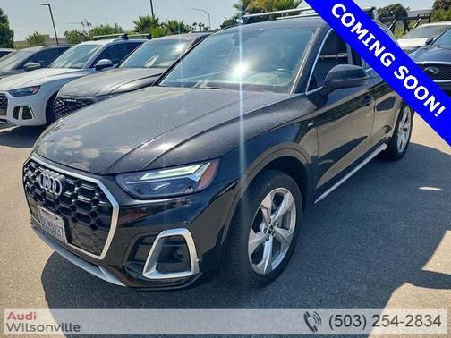 2022 Audi Q5 45 S line Premium Plus