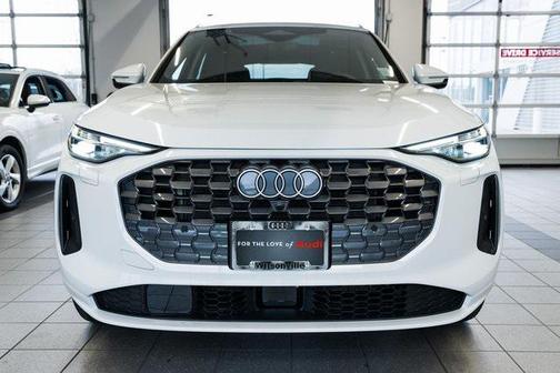 2025 Audi Q5 Premium Plus