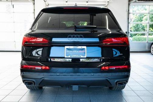 2025 Audi Q7 55 Prestige