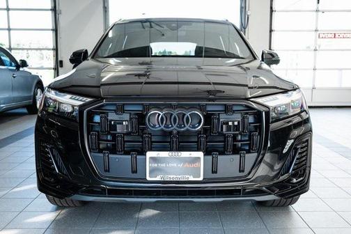 2025 Audi Q7 55 Prestige