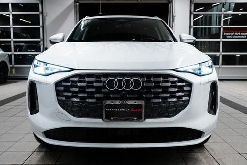 2025 Audi Q5 Premium Plus