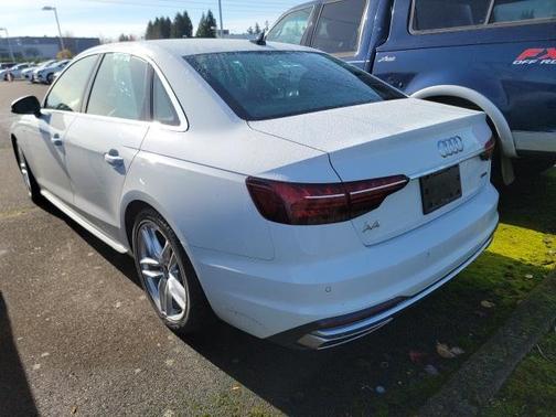 2023 Audi A4 45 S line Premium Plus