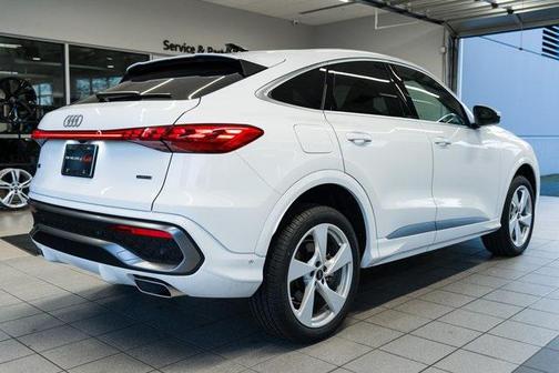 2025 Audi Q5 Sportback Premium Plus